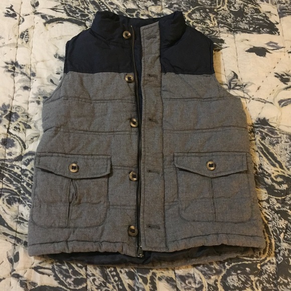 Gymboree Other - GUC Gymboree Puffer Vest💙